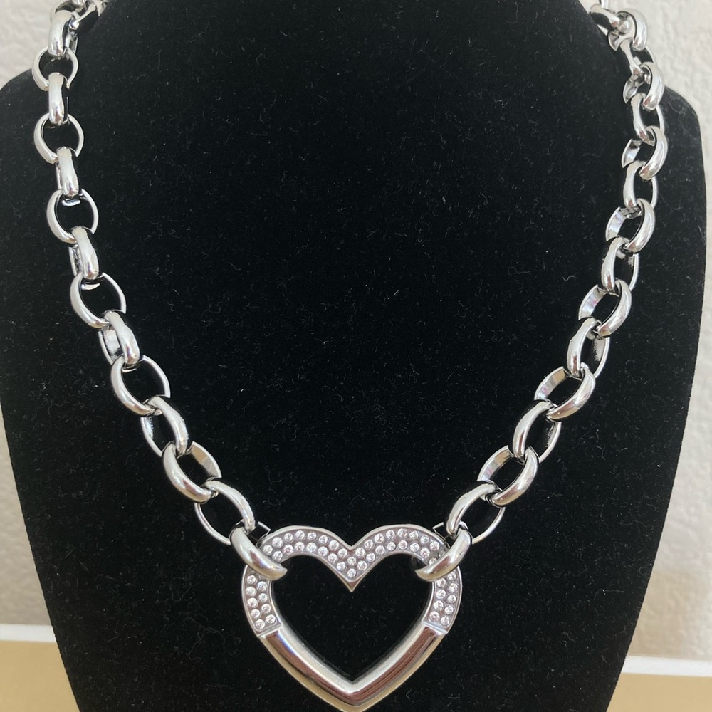 🌟 Stainless Steel Silver Heart Pendant Necklace